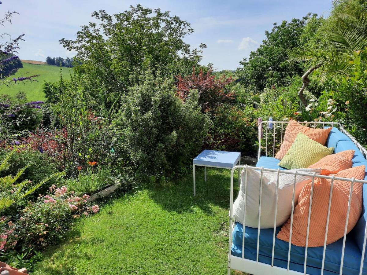 Penzion Zahrada Nad Rekou, Restaurace A Kavarna - Parkovani Gratis Zlatá Koruna Exterior foto